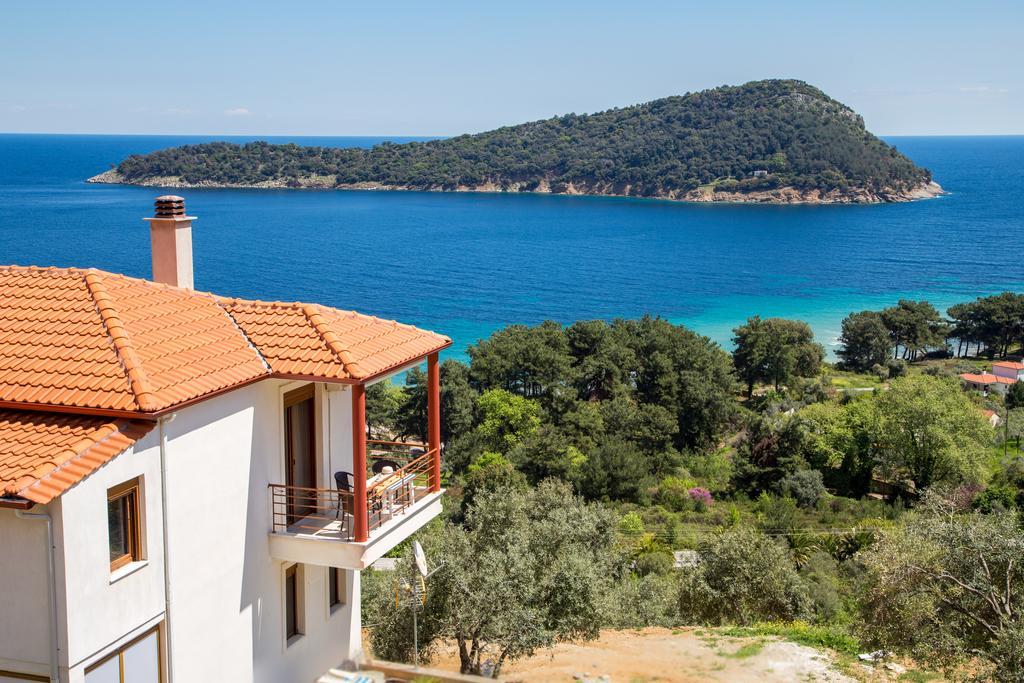 Aphrodite Villas Коініра Екстер'єр фото