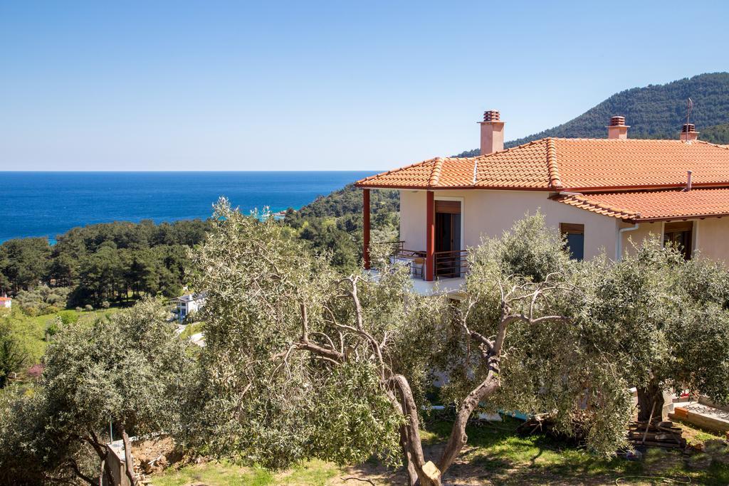 Aphrodite Villas Коініра Екстер'єр фото